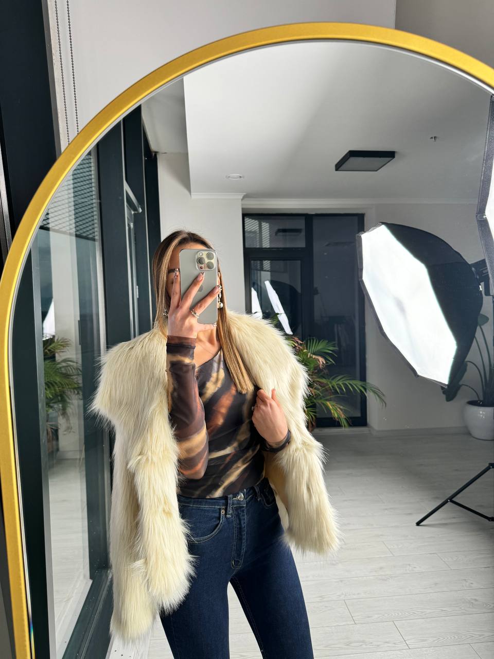 Taş%20Rengi%20Premium%20Kalite%20Astarlı%20Suni%20Geniş%20Yaka%20Kürk