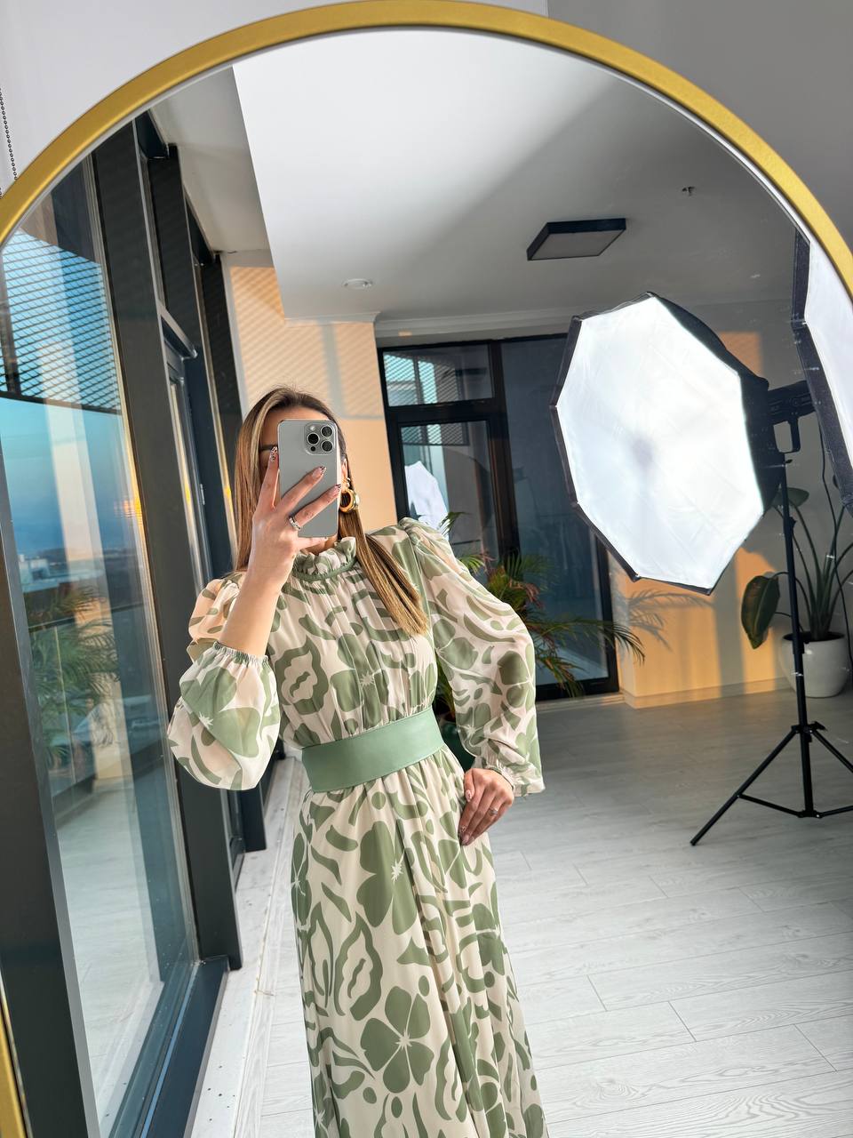 Soft%20Yeşil%20Desenli%20Deri%20Kemer%20Detaylı%20Astarlı%20Maxi%20şifon%20Elbise