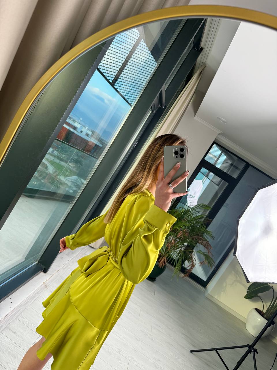 Yağ%20Yeşili%20Metal%20Aksesuar%20Kemerli%20Lüks%20Saten%20Elbise