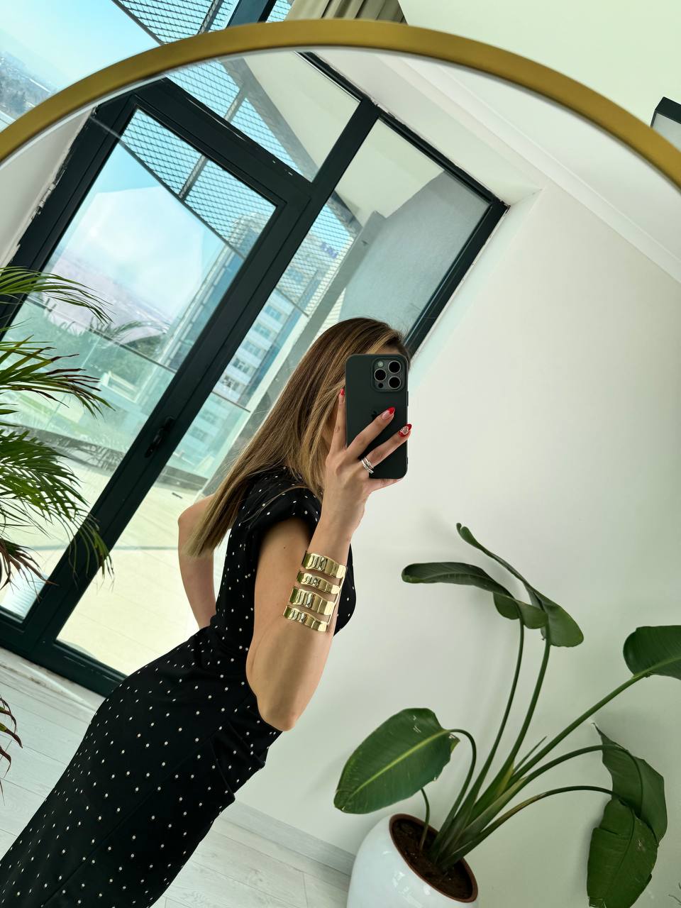 Siyah%20Puantiye%20Desenli%20Krep%20Kalem%20Elbise