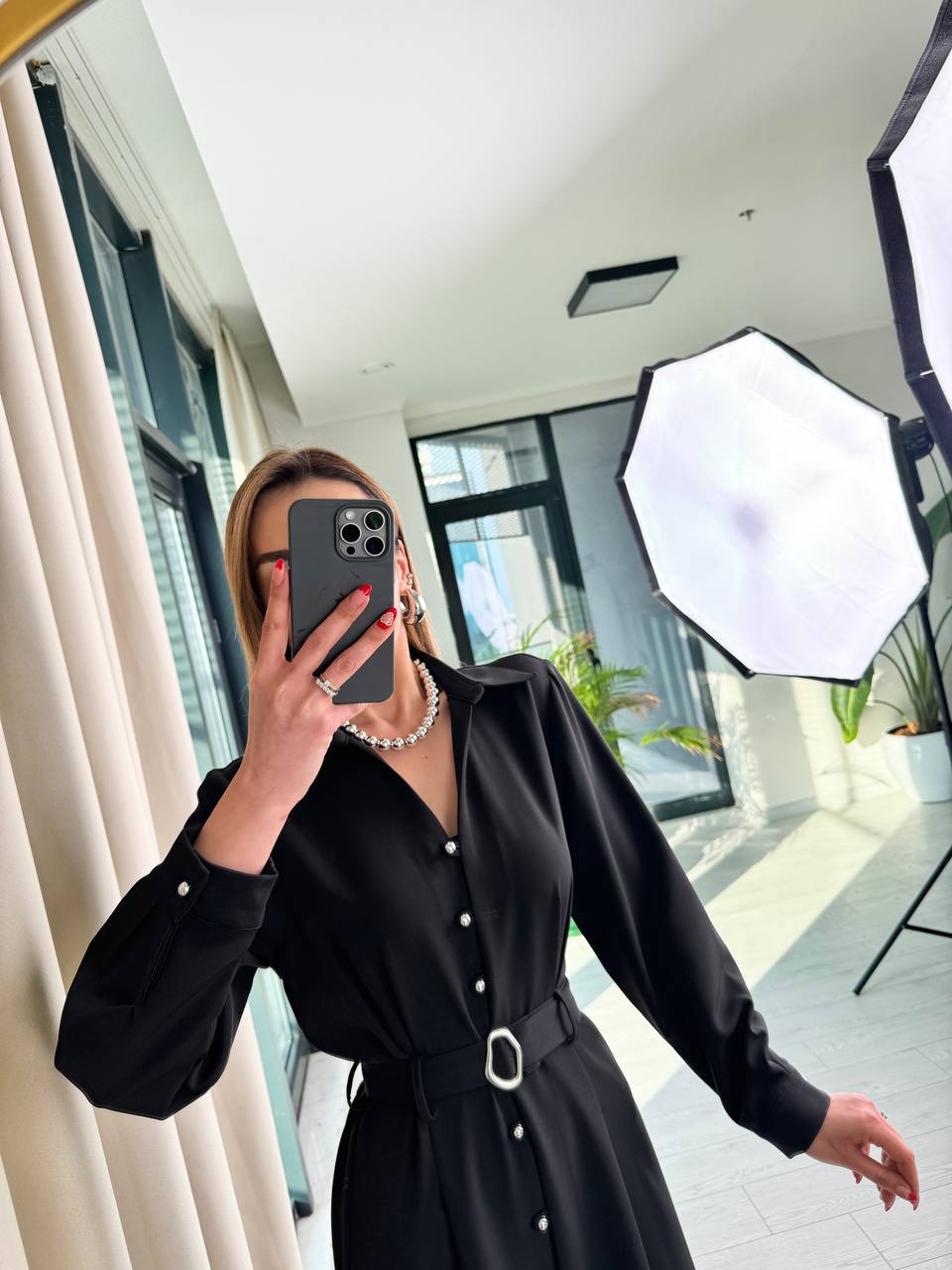 Lüks%20Kalite%20Siyah%20Gri%20Düğme%20Detaylı%20Elbise