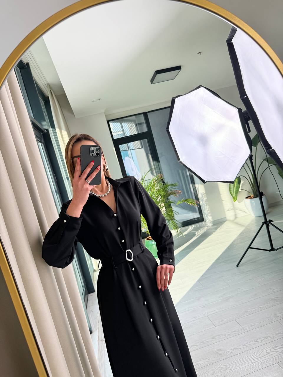 Lüks%20Kalite%20Siyah%20Gri%20Düğme%20Detaylı%20Elbise