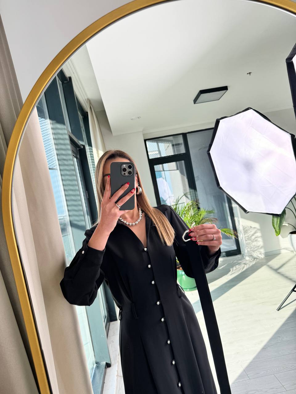 Lüks%20Kalite%20Siyah%20Gri%20Düğme%20Detaylı%20Elbise