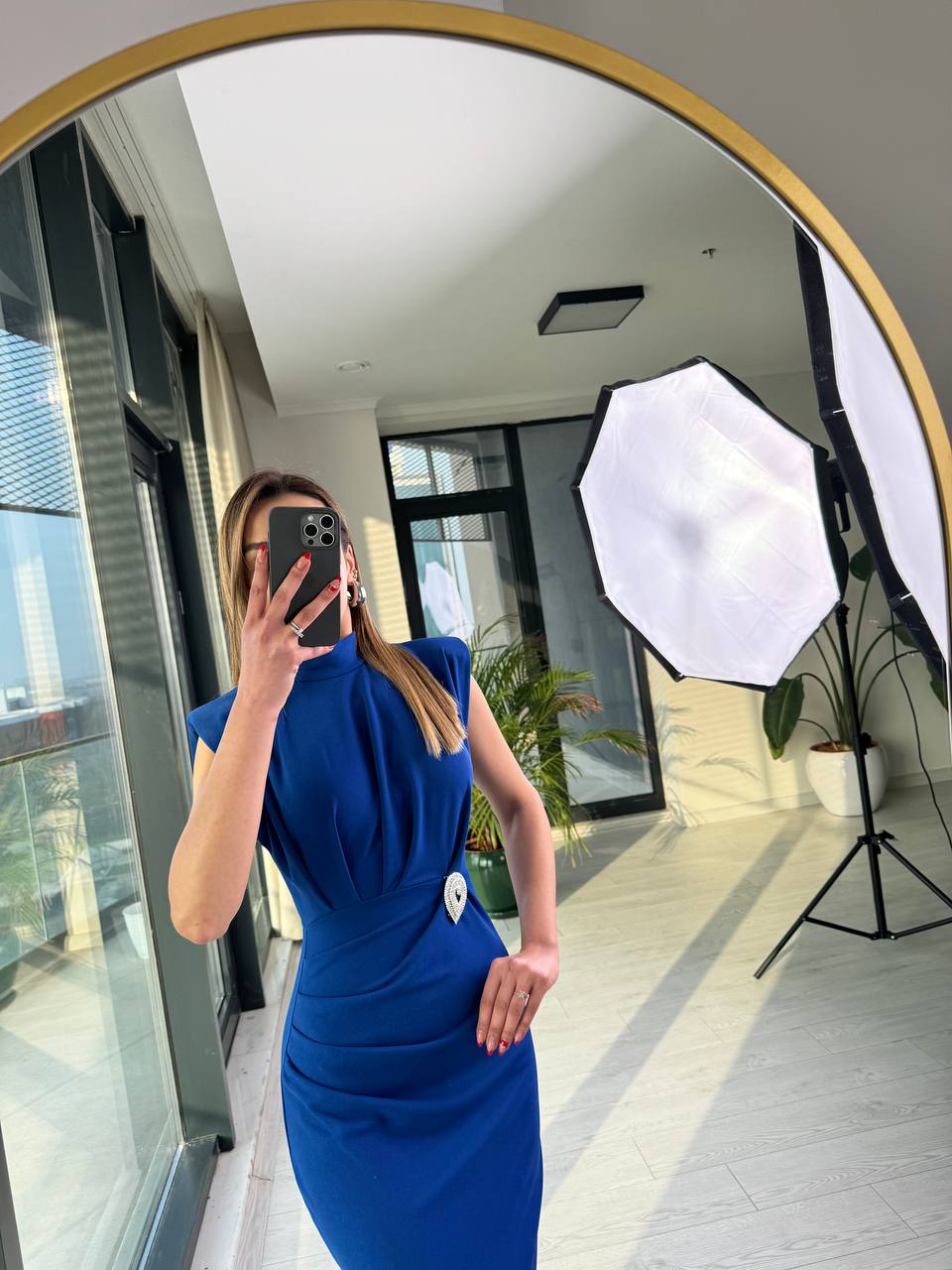 Saks%20Tasarım%20Broş%20Detaylı%20Drapeli%20Krep%20Elbise