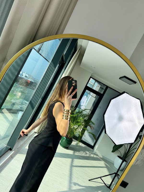 Siyah%20Gold%20Düğmeli%20Tasarım%20Atlas%20Kumaş%20Tulum