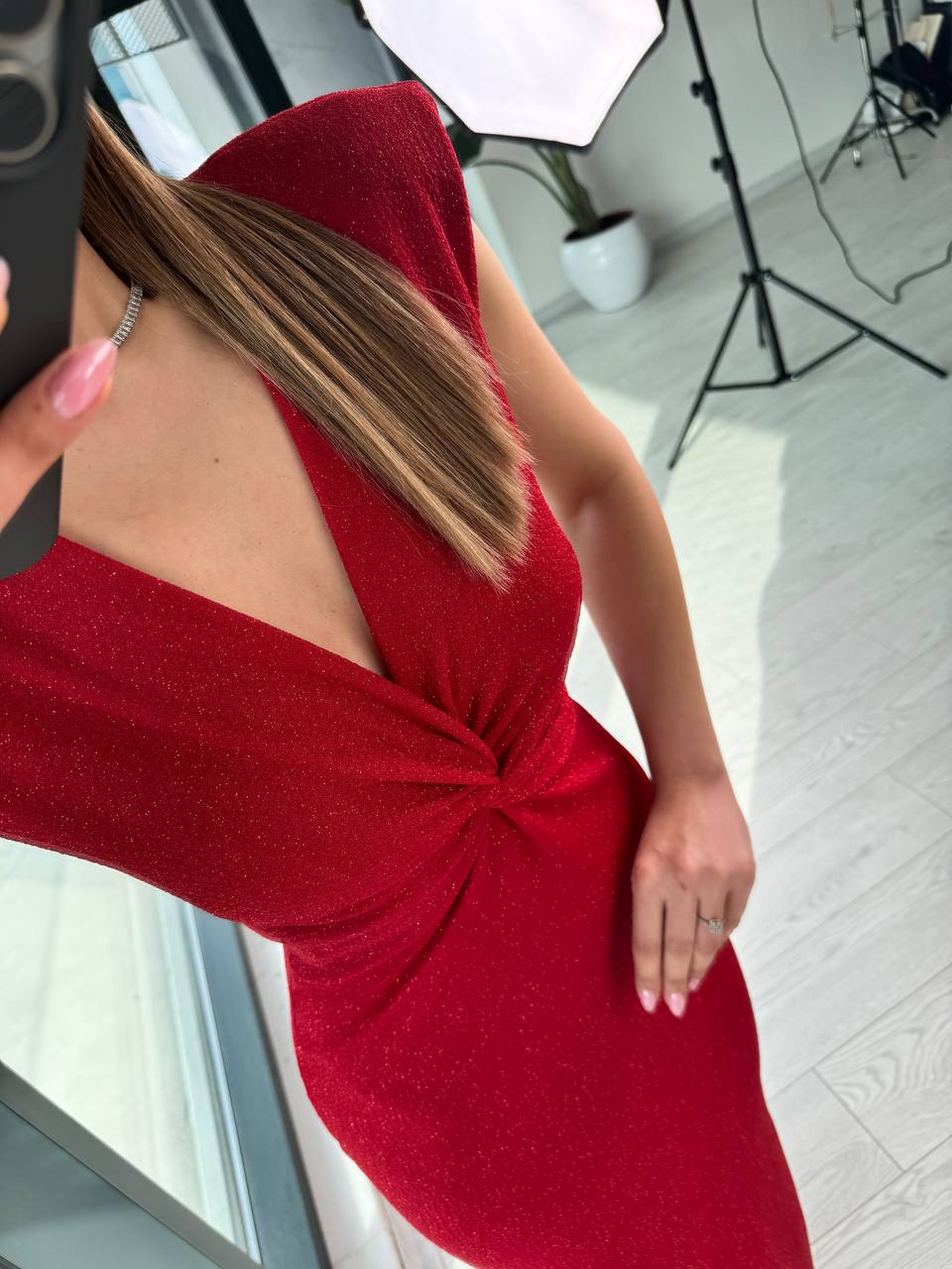 Kırmızı%20Simli%20Likralı%20Kumaş%20Bel%20Detaylı%20Kalem%20Elbise