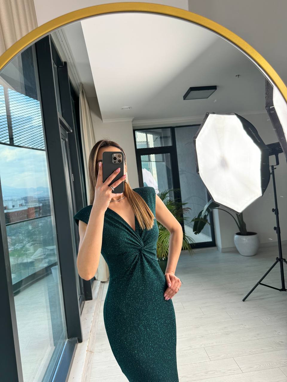 Zümrüt%20Simli%20Likralı%20Kumaş%20Bel%20Detaylı%20Kalem%20Elbise