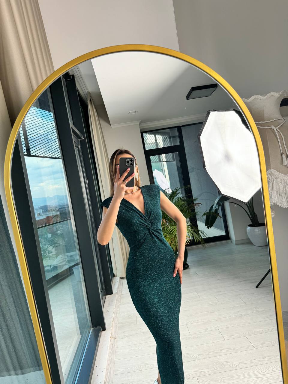 Zümrüt%20Simli%20Likralı%20Kumaş%20Bel%20Detaylı%20Kalem%20Elbise