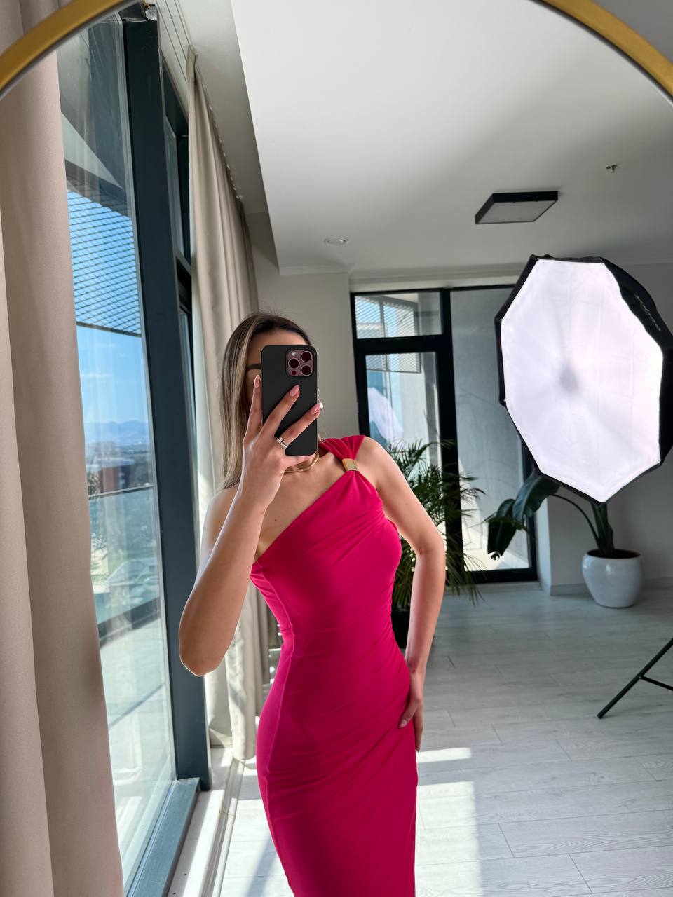 Fuşya%20Tasarım%20Tek%20Kol%20Tül%20Elbise