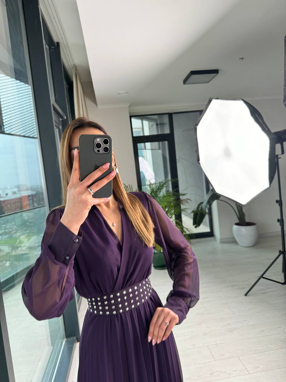 Mor%20Astarlı%20Bel%20Kuşak%20Detaylı%20Piliseli%20Şifon%20Elbise