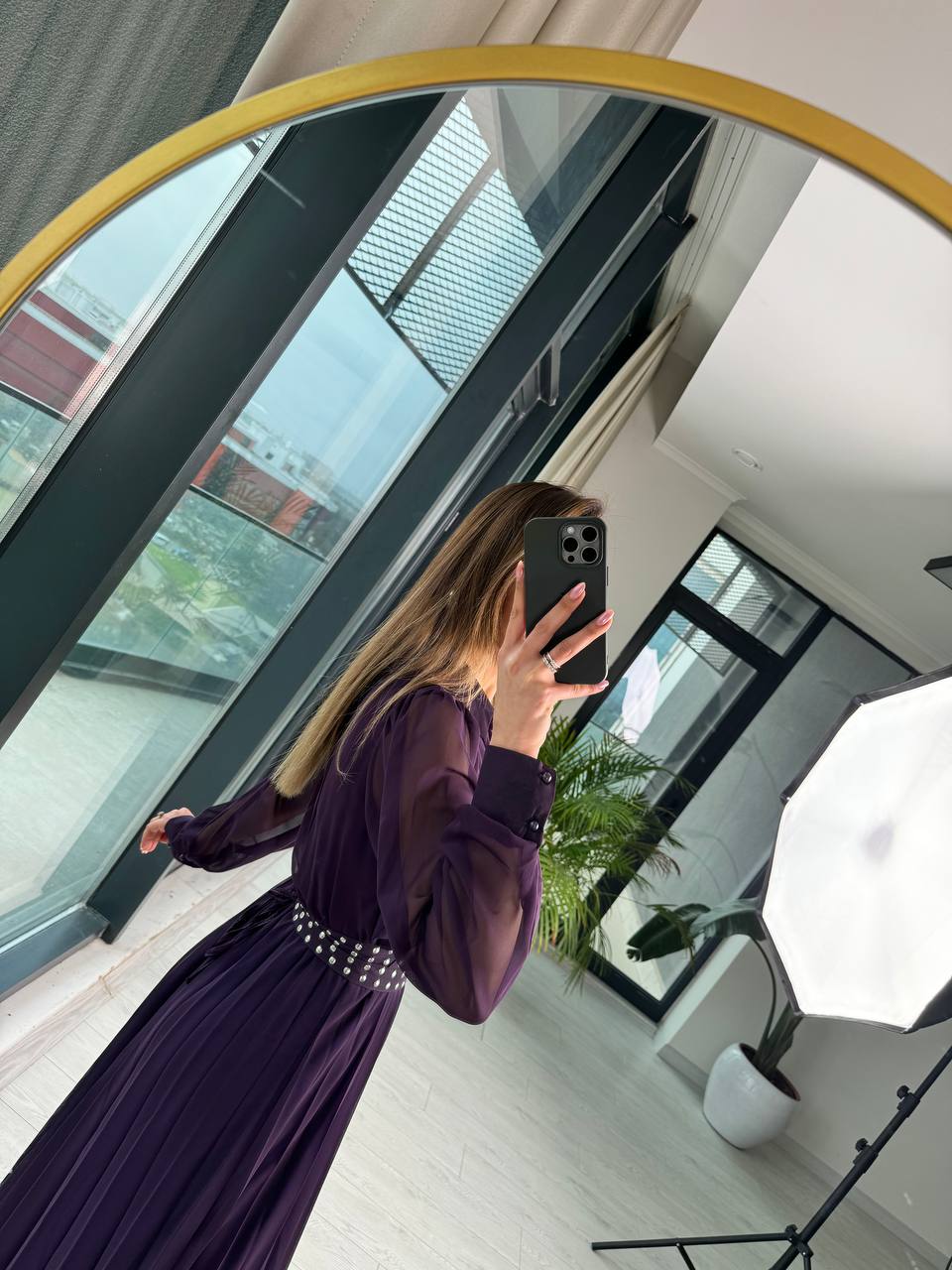 Mor%20Astarlı%20Bel%20Kuşak%20Detaylı%20Piliseli%20Şifon%20Elbise