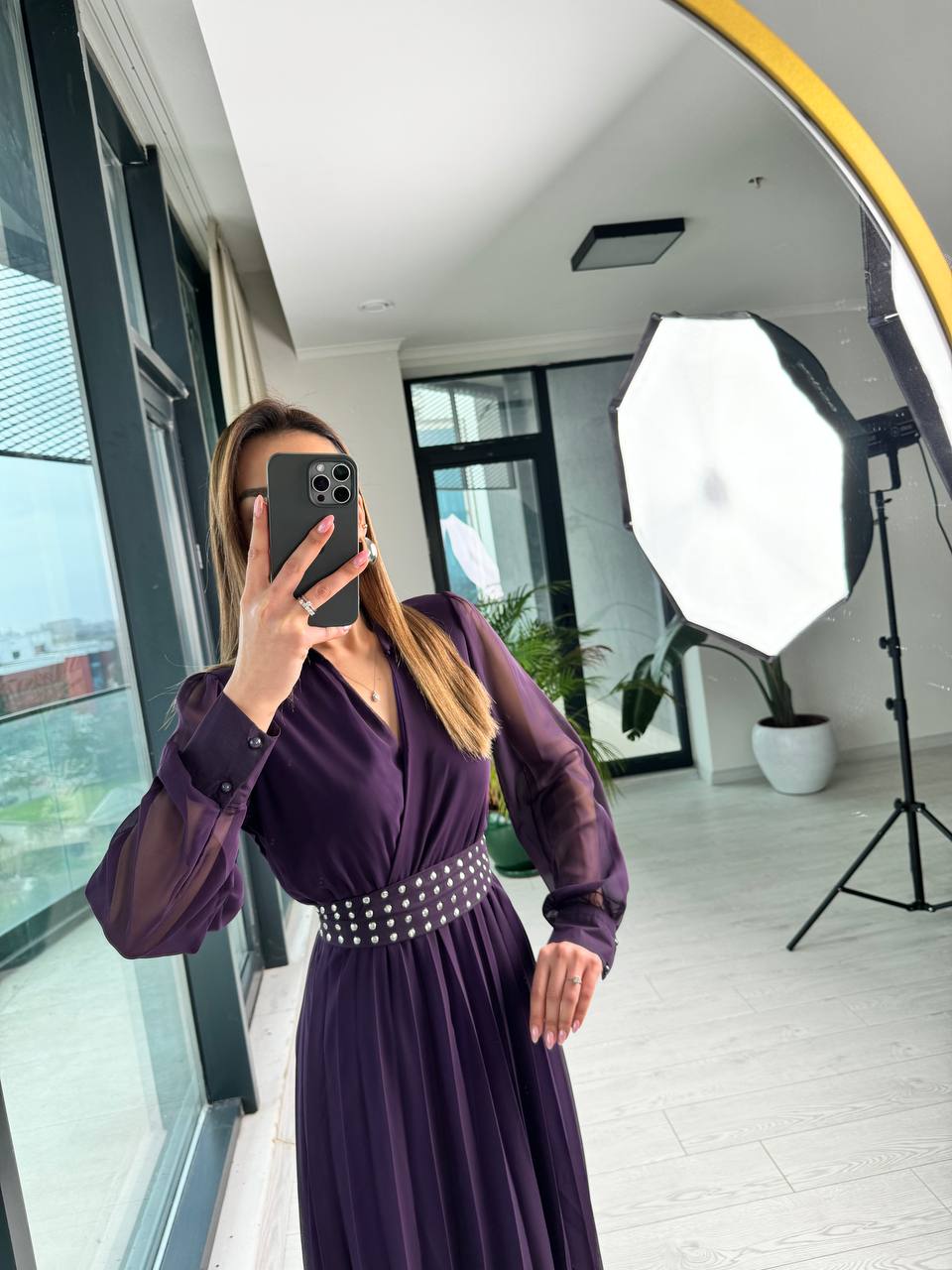 Mor%20Astarlı%20Bel%20Kuşak%20Detaylı%20Piliseli%20Şifon%20Elbise