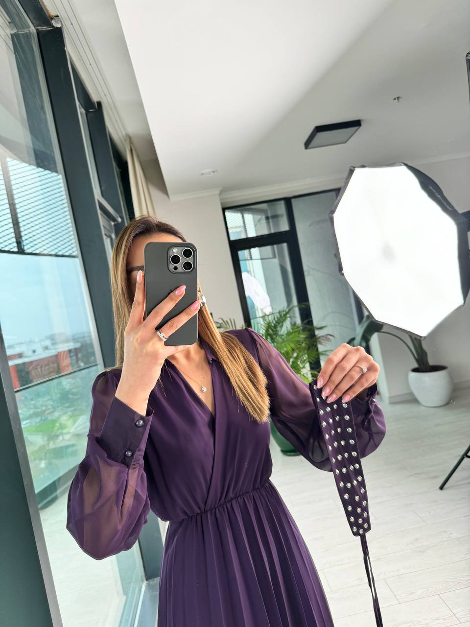 Mor%20Astarlı%20Bel%20Kuşak%20Detaylı%20Piliseli%20Şifon%20Elbise