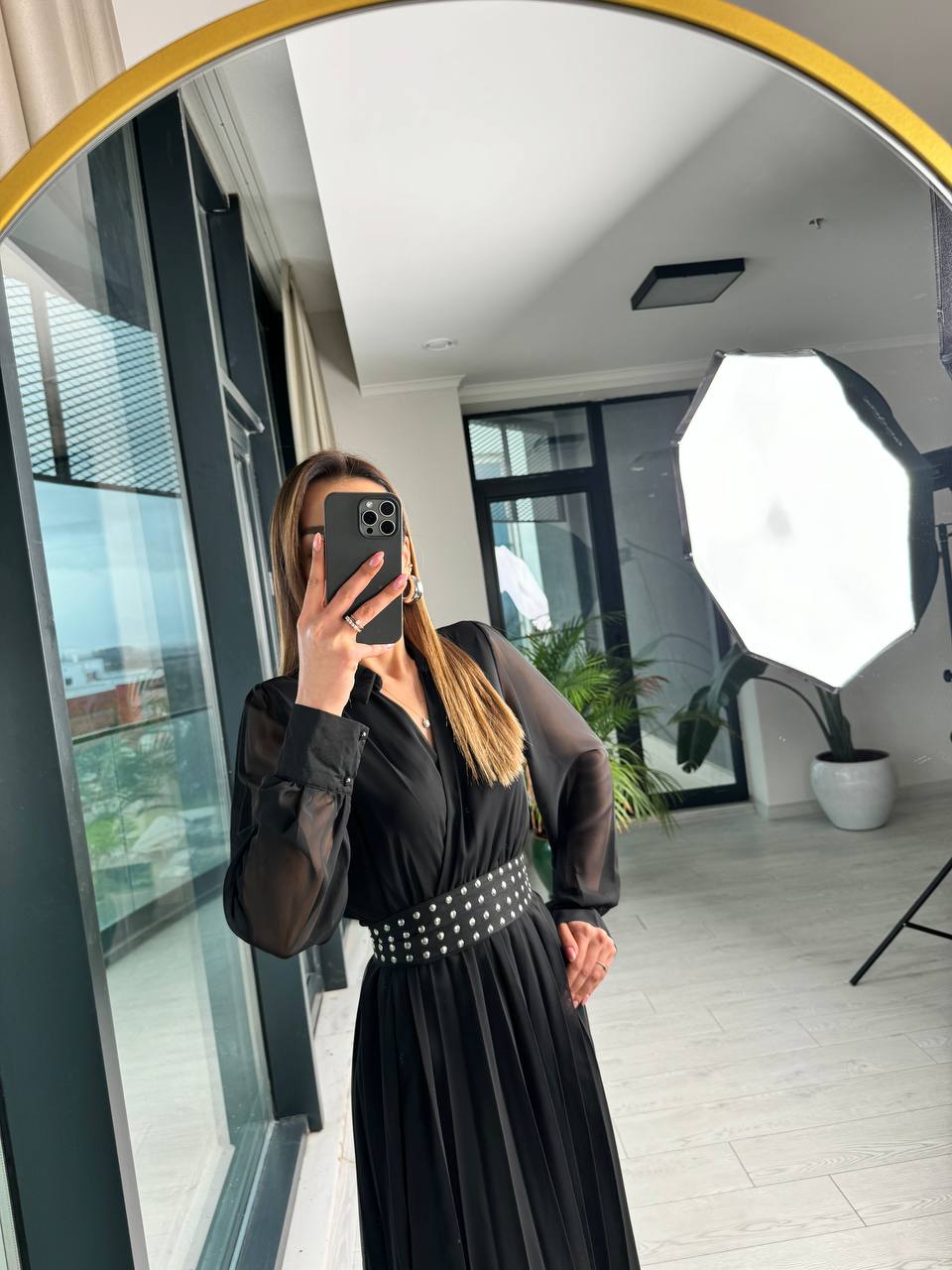 Siyah%20Astarlı%20Bel%20Kuşak%20Detaylı%20Piliseli%20Şifon%20Elbise