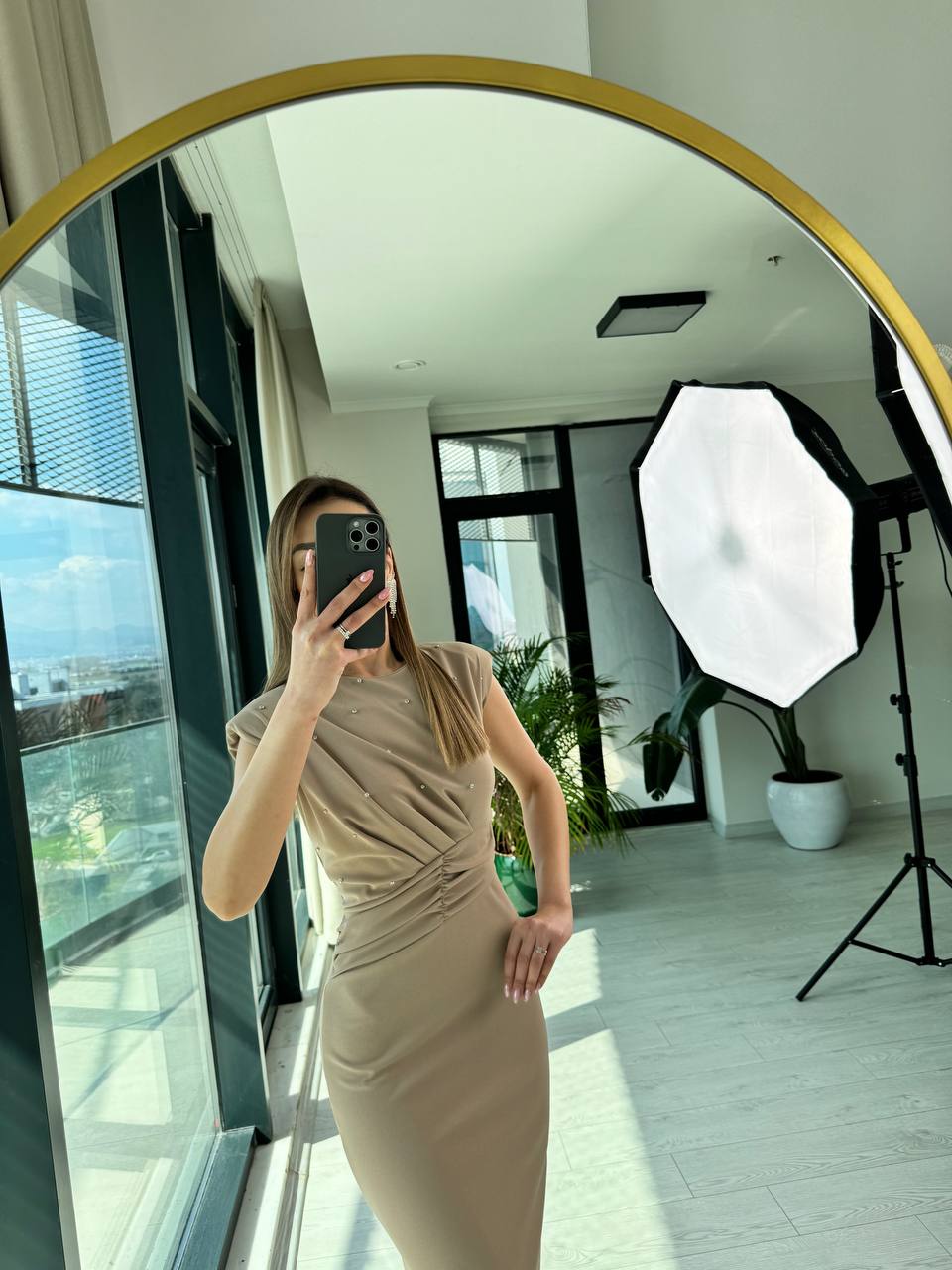 Vizon%20Önü%20Taşlı%20Bel%20Detaylı%20Krep%20Kumaş%20Kalem%20Elbise