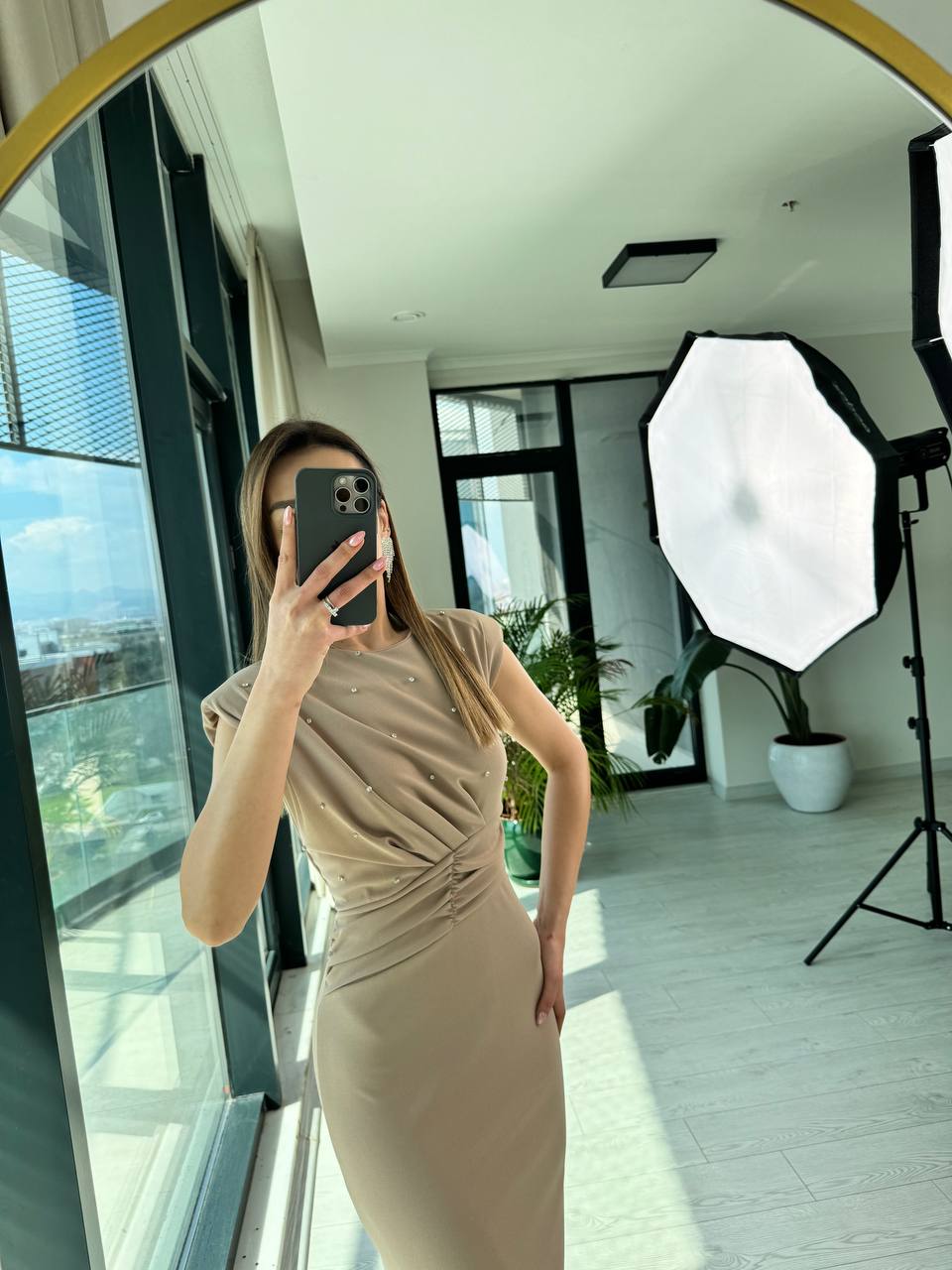 Vizon%20Önü%20Taşlı%20Bel%20Detaylı%20Krep%20Kumaş%20Kalem%20Elbise