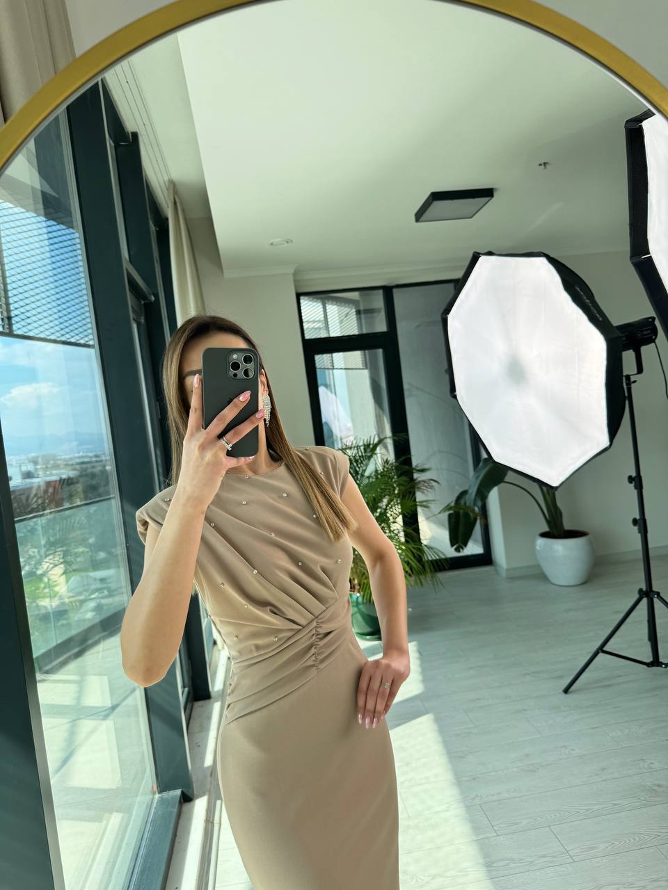 Vizon%20Önü%20Taşlı%20Bel%20Detaylı%20Krep%20Kumaş%20Kalem%20Elbise