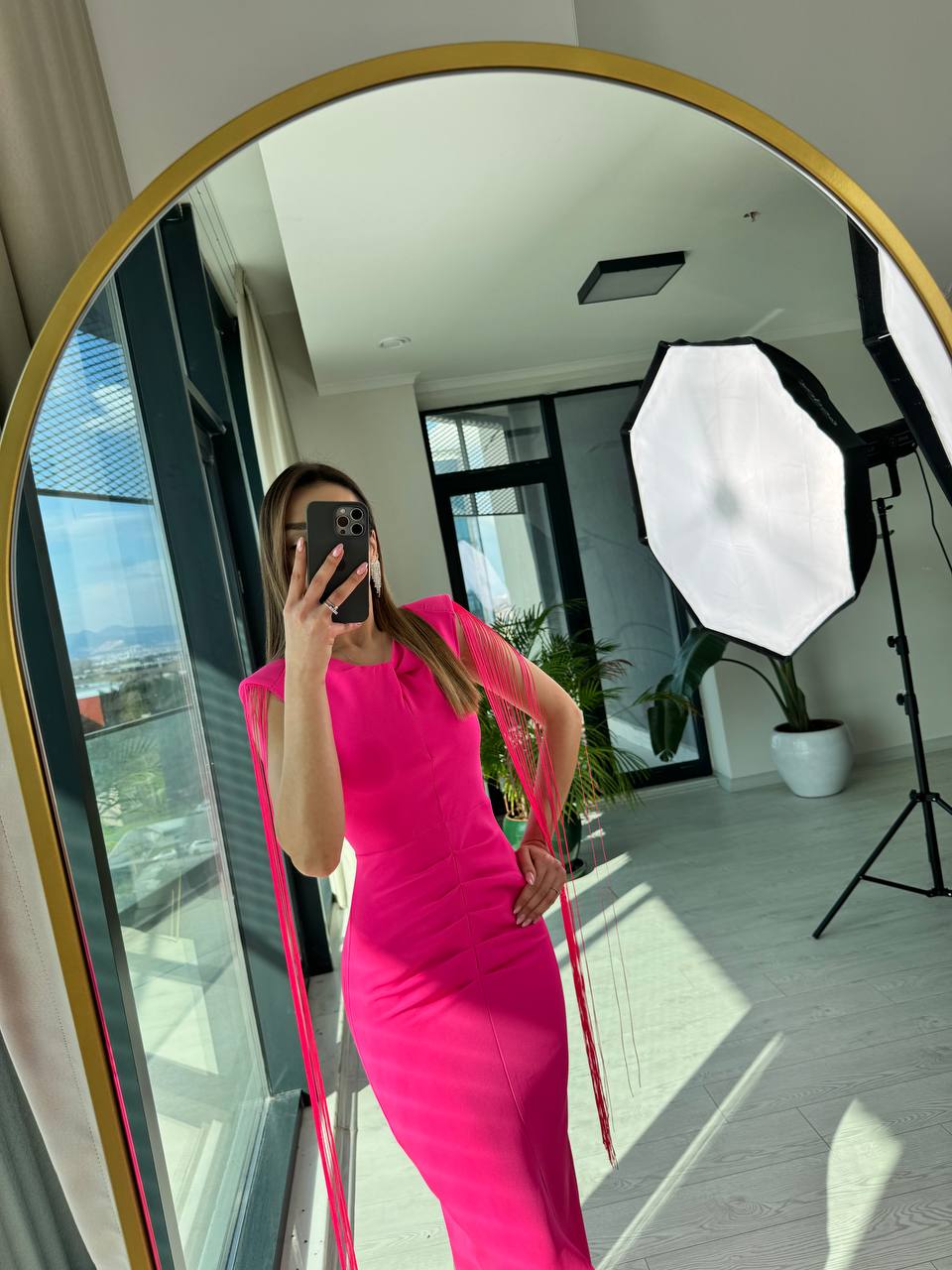 Tasarım%20Pembe%20Kol%20Püskül%20ip%20Detay%20Atlas%20Kumaş%20Kalem%20Elbise