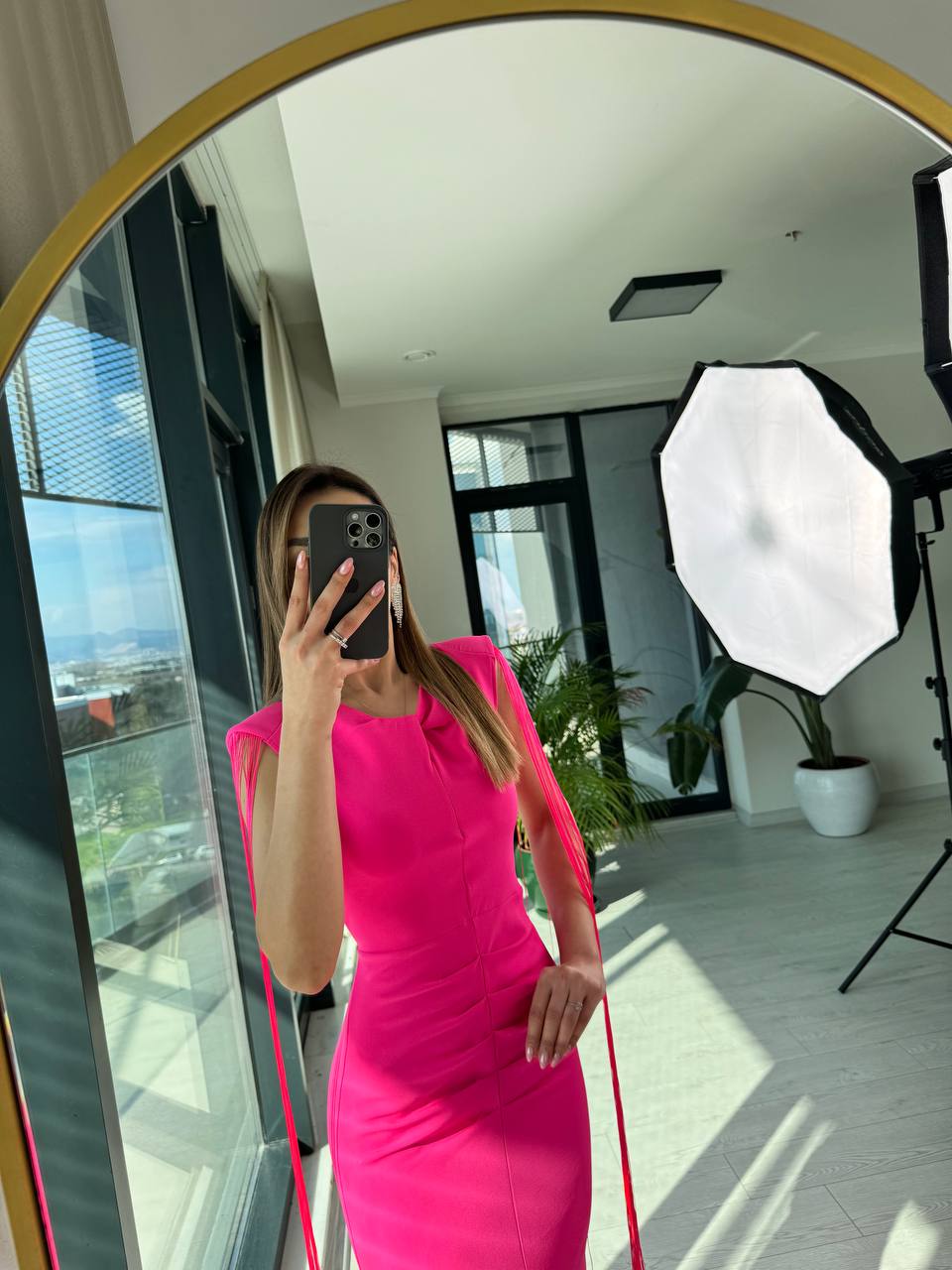 Tasarım%20Pembe%20Kol%20Püskül%20ip%20Detay%20Atlas%20Kumaş%20Kalem%20Elbise