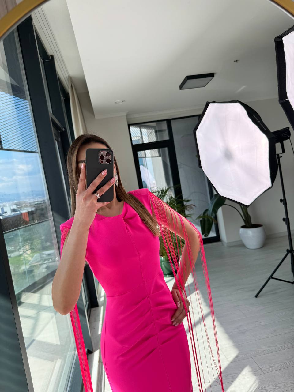 Tasarım%20Pembe%20Kol%20Püskül%20ip%20Detay%20Atlas%20Kumaş%20Kalem%20Elbise