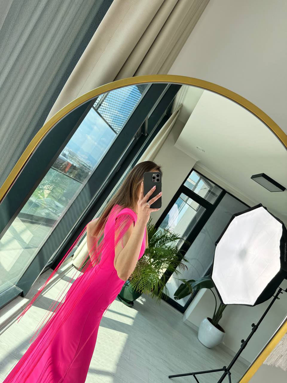 Tasarım%20Pembe%20Kol%20Püskül%20ip%20Detay%20Atlas%20Kumaş%20Kalem%20Elbise
