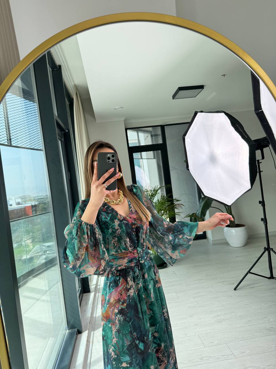 Zümrüt%20Geçişli%20Astarlı%20Kuşak%20Detaylı%20Şifon%20Elbise