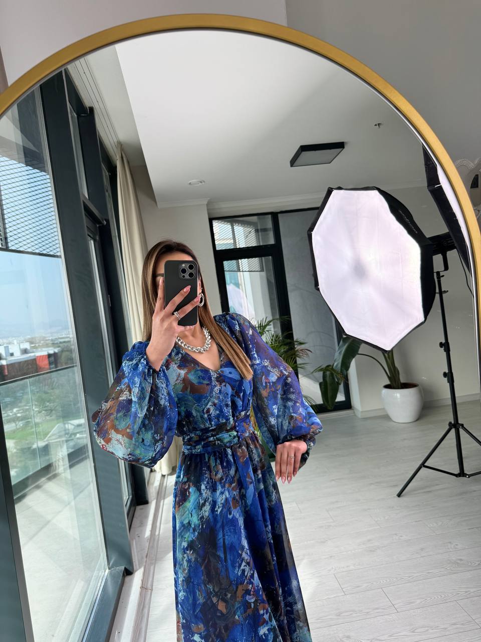 Mavi%20Geçişli%20Astarlı%20Kuşak%20Detaylı%20Şifon%20Elbise
