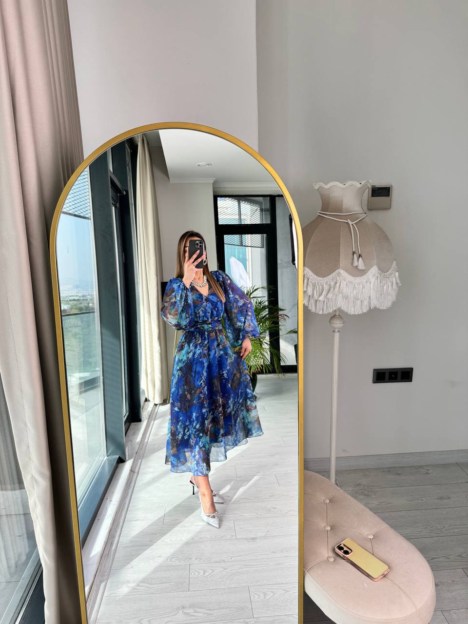 Mavi%20Geçişli%20Astarlı%20Kuşak%20Detaylı%20Şifon%20Elbise