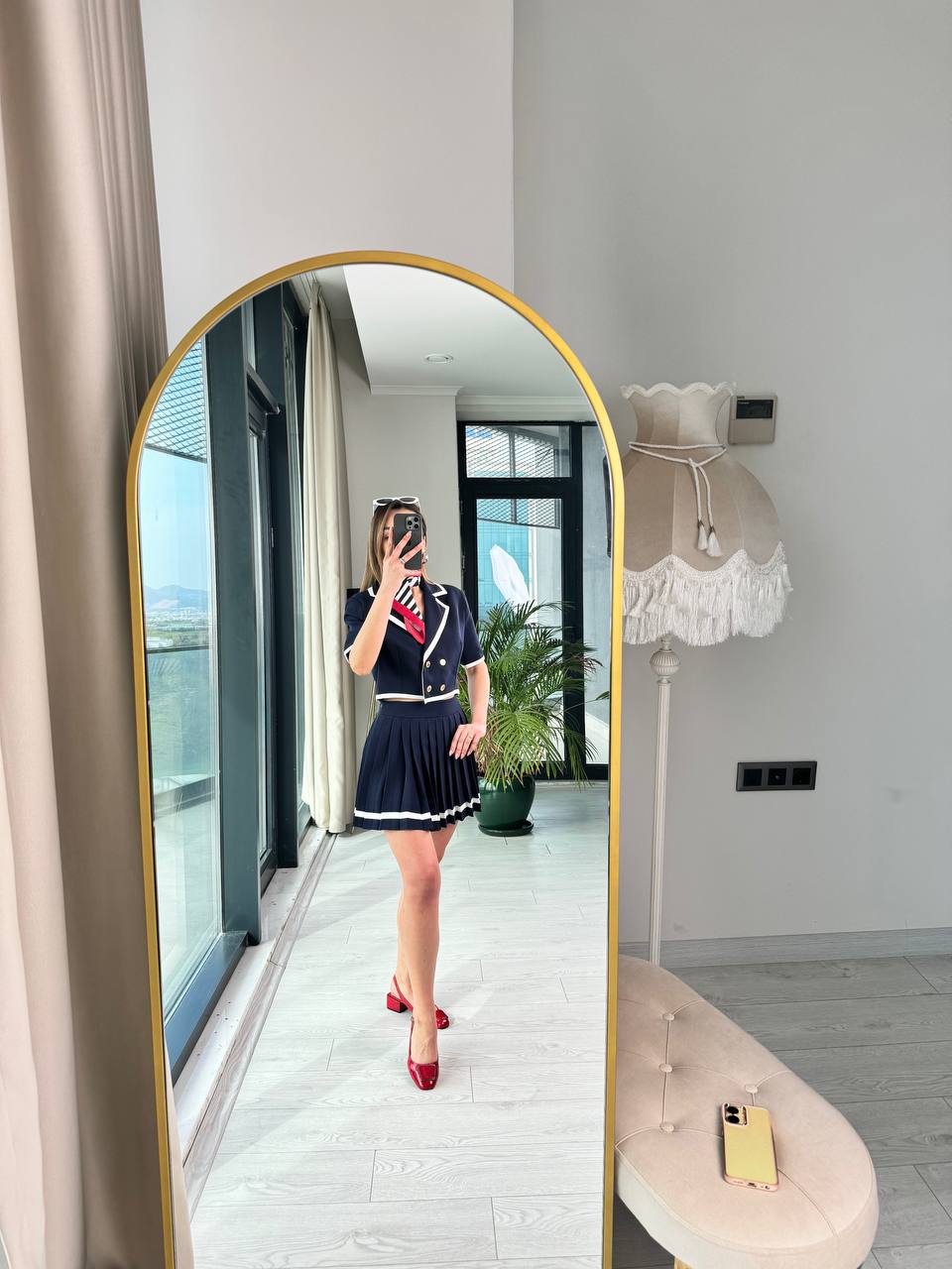 Lacivert%20Şerit%20Detaylı%20Premium%20Seri%20Piliseli%20Etek%20Ceket%20Takım