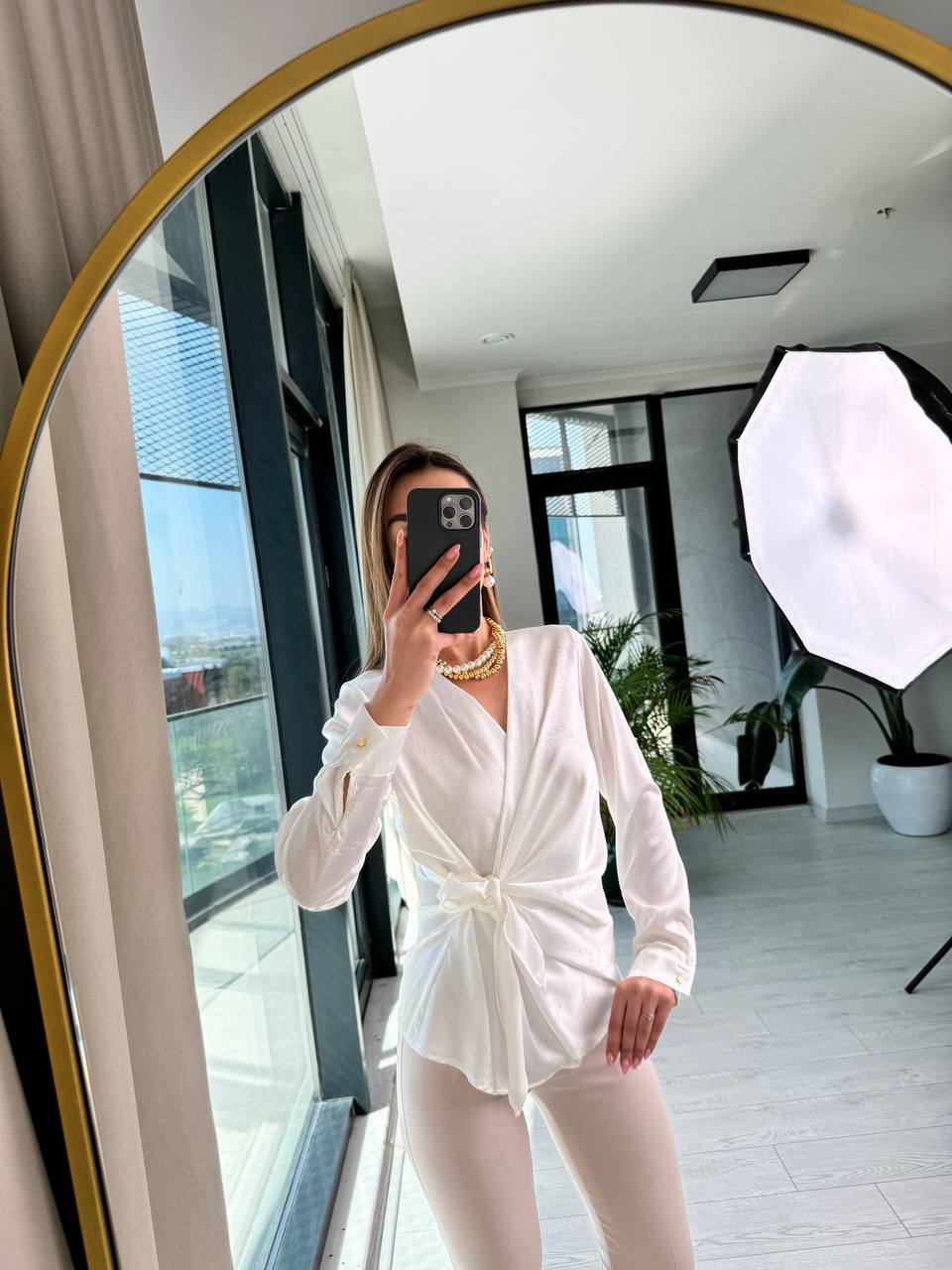 Beyaz%20Zincir%20Desen%20Lüks%20Kalite%20Bluz%20
