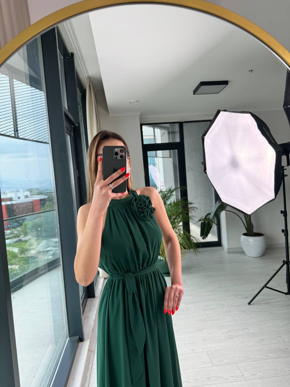 Zümrüt%20Astarlı%20Gül%20Broşlu%20Rose%20Elbise