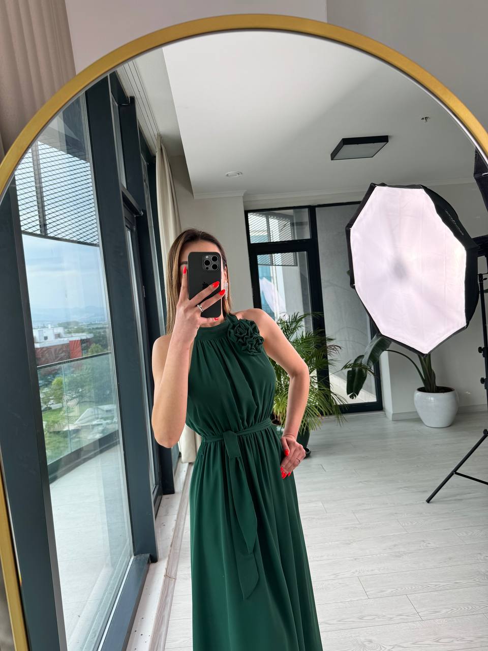 Zümrüt%20Astarlı%20Gül%20Broşlu%20Rose%20Elbise