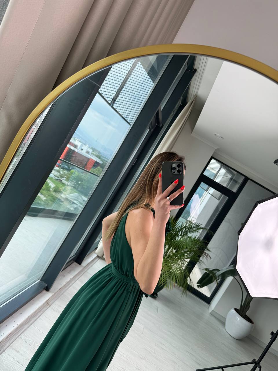 Zümrüt%20Astarlı%20Gül%20Broşlu%20Rose%20Elbise
