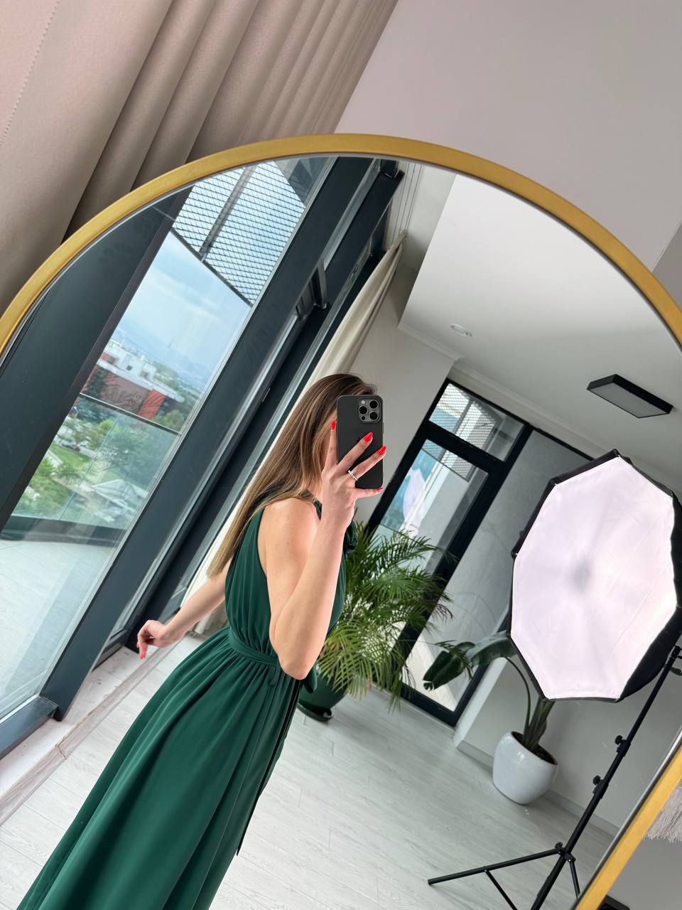 Zümrüt%20Astarlı%20Gül%20Broşlu%20Rose%20Elbise