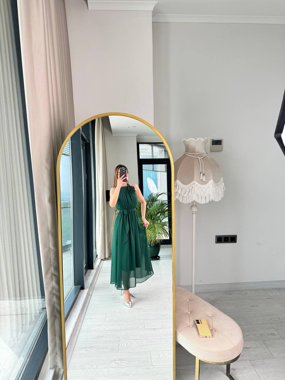 Zümrüt%20Astarlı%20Gül%20Broşlu%20Rose%20Elbise