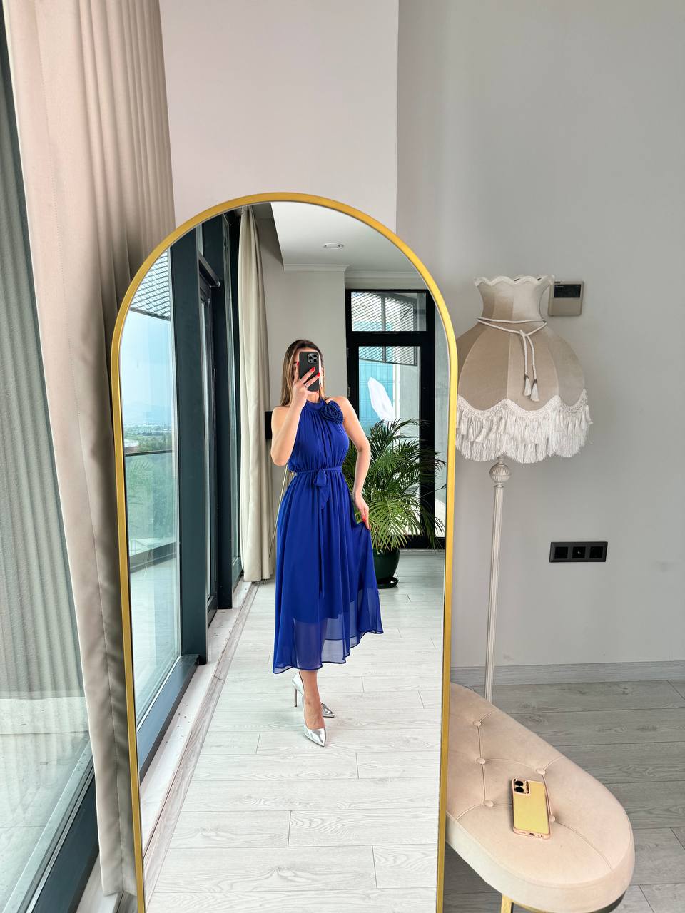 Saks%20Astarlı%20Gül%20Broşlu%20Rose%20Elbise