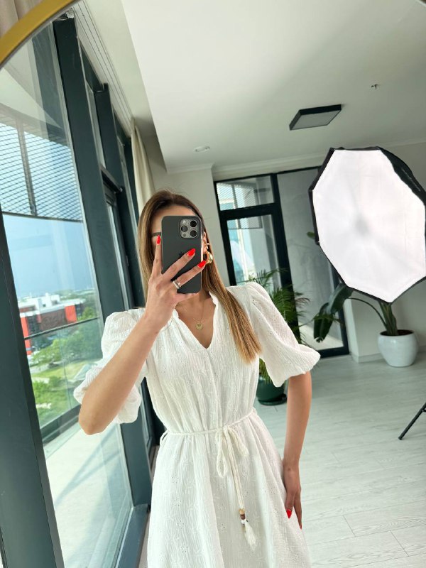 Beyaz%20Tok%20Kumaş%20Fisto%20Detaylı%20Astarlı%20Elbise