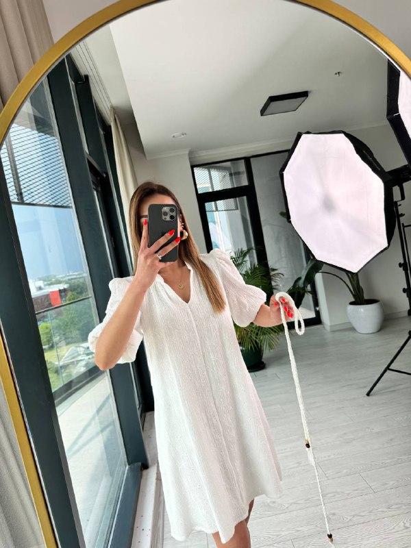 Beyaz%20Tok%20Kumaş%20Fisto%20Detaylı%20Astarlı%20Elbise