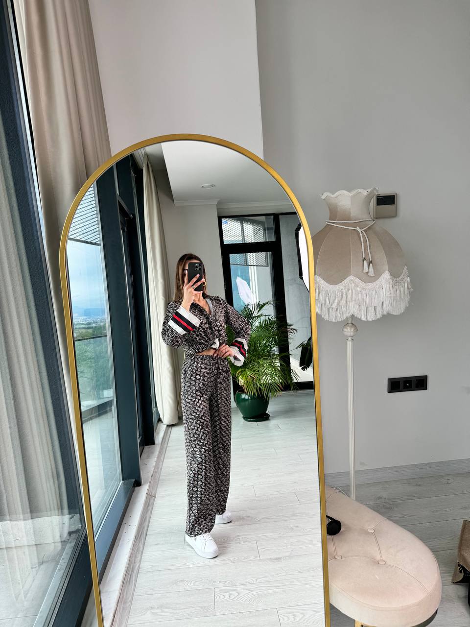 Desenli%20Gömlek%20Pantolon%20Saten%20Takım
