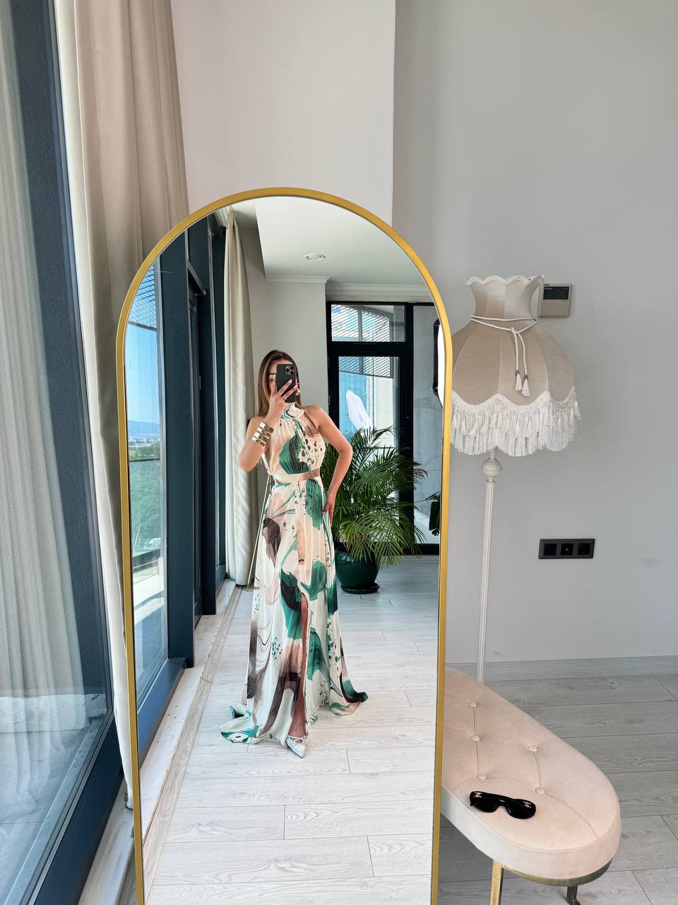 Şifon%20Desenli%20Astarlı%20Halter%20Yaka%20Elbise