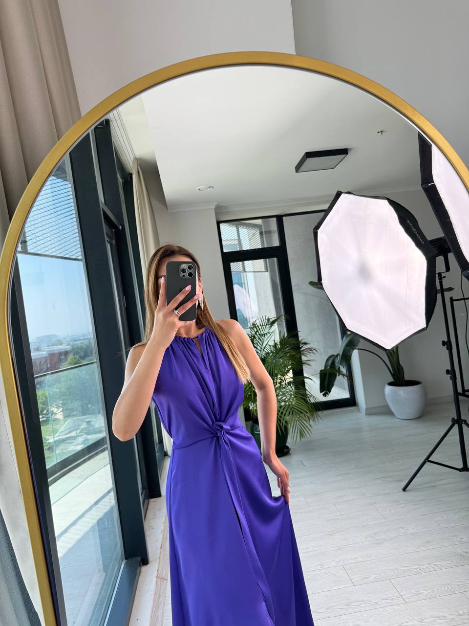 Tasarım%20Mor%20İpek%20Saten%20Yırtmaç%20Detaylı%20Elbise