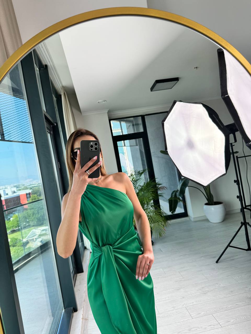 Açık%20Zümrüt%20Tek%20Kol%20Tok%20Saten%20Maria%20Elbise
