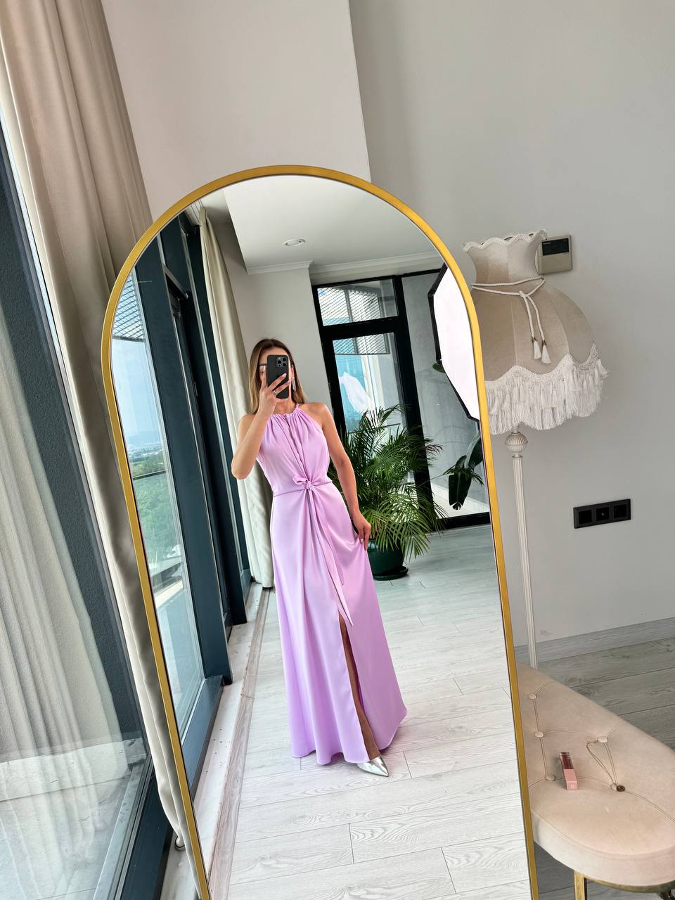 Tasarım%20Lila%20İpek%20Saten%20Yırtmaç%20Detaylı%20Elbise