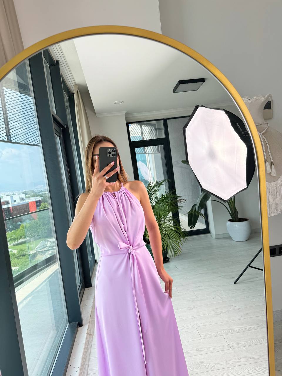 Tasarım%20Lila%20İpek%20Saten%20Yırtmaç%20Detaylı%20Elbise