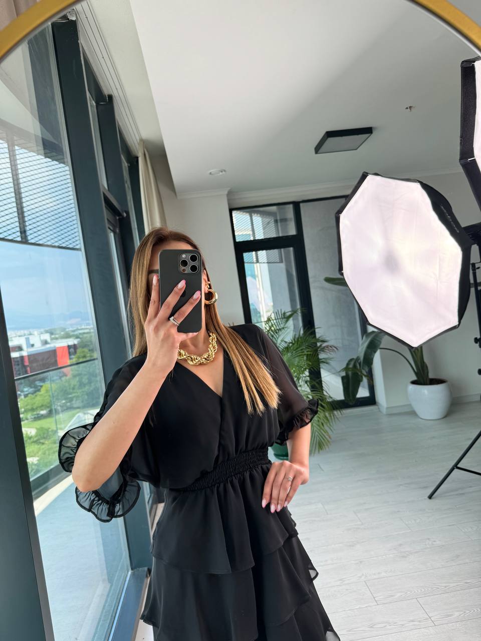 Siyah%20Şifon%20Astarlı%20Eteği%20Kat%20Kat%20Elbise