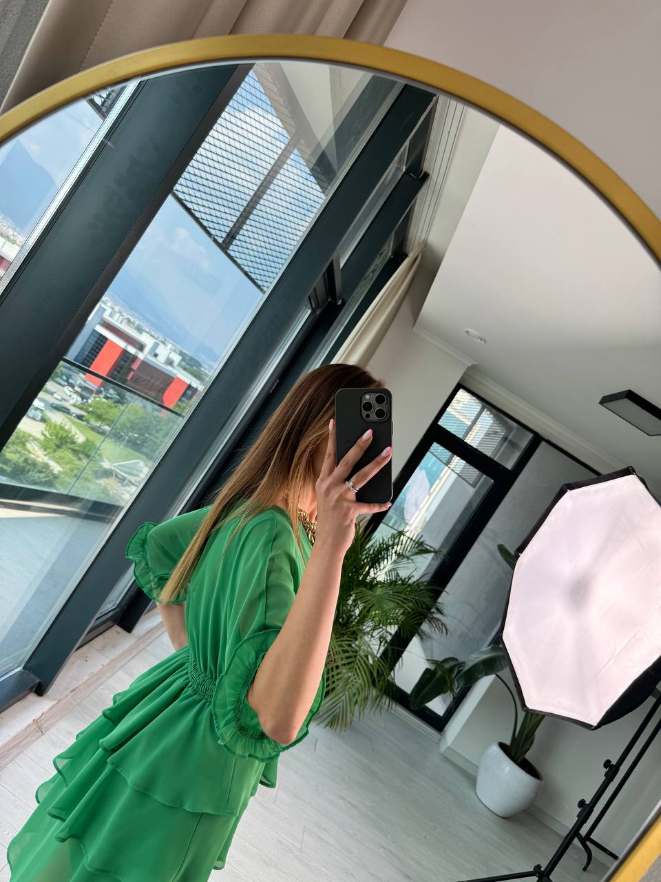 Yeşil%20Şifon%20Astarlı%20Eteği%20Kat%20Kat%20Elbise