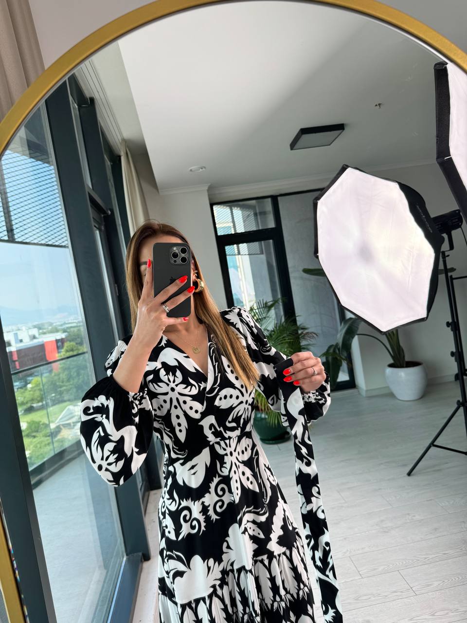 Siyah%20Beyaz%20Desenli%20Pamuklu%20Viskon%20Kumaş%20Elbise