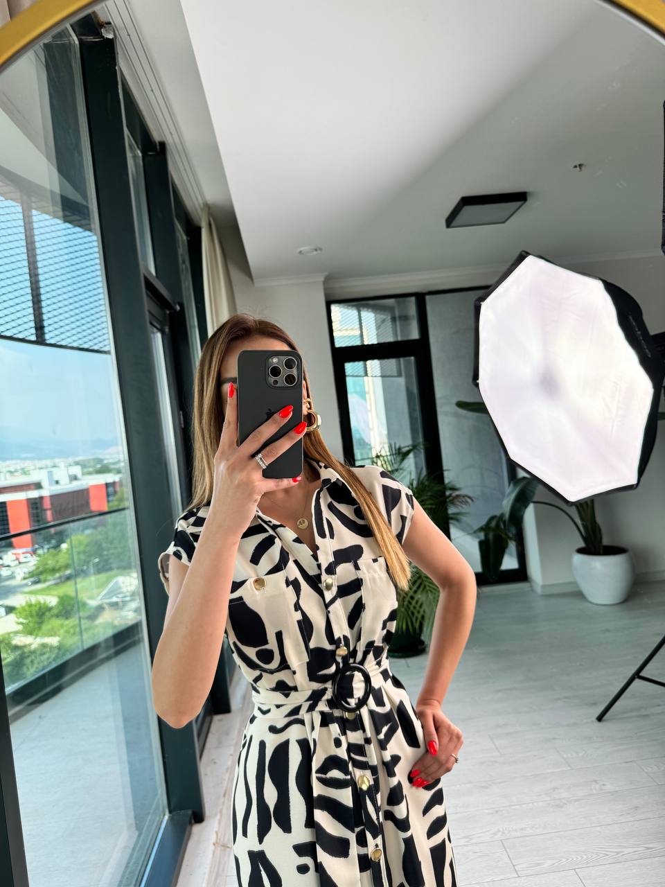 Zara%20Model%20Ekru%20Siyah%20Desenli%20Kemerli%20Midi%20Boy%20Gömlek%20Elbise