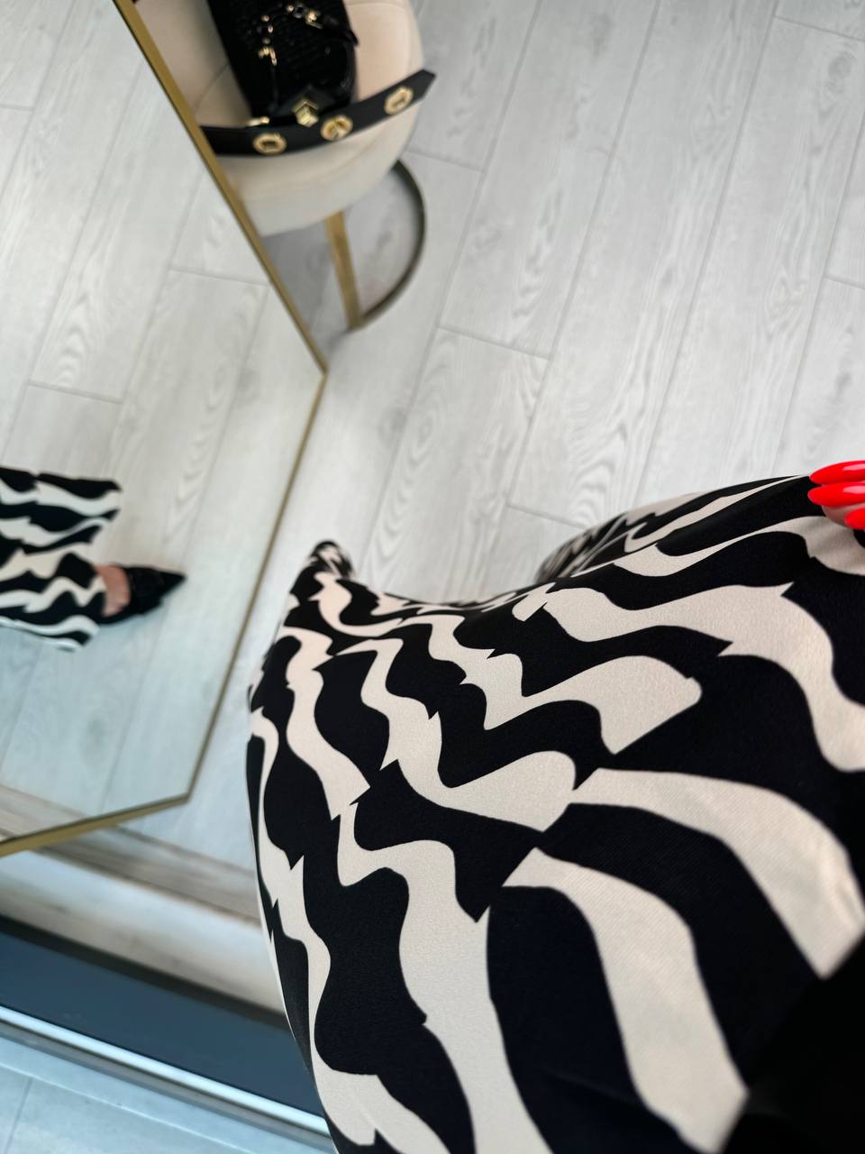 Siyah%20Beyaz%20Desenli%20Pamuklu%20Tok%20Doku%20Etek