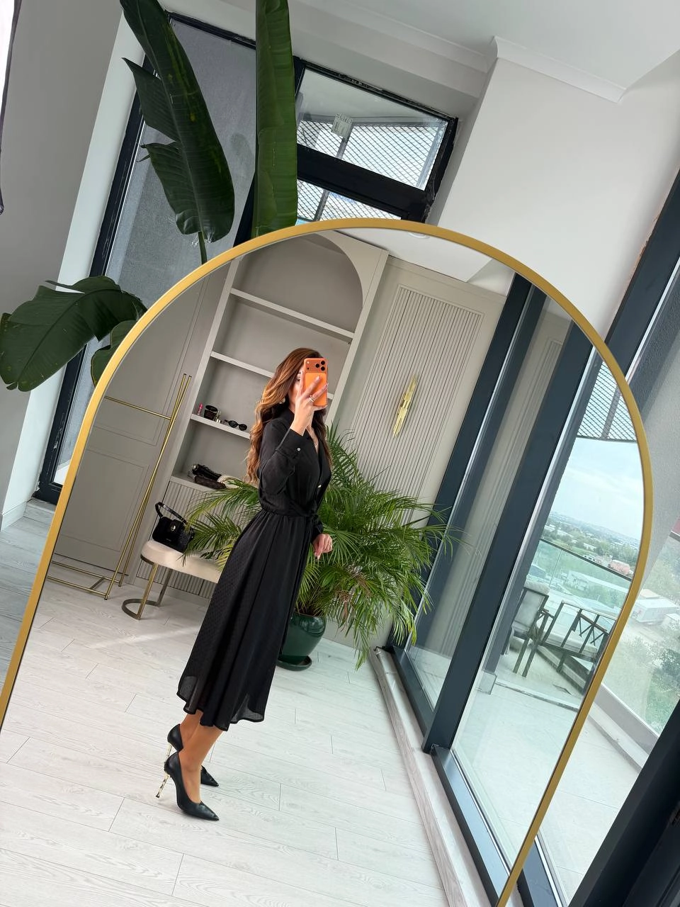 Siyah%20Bel%20Bağlama%20Detaylı%20Lüks%20Şifon%20Elbise